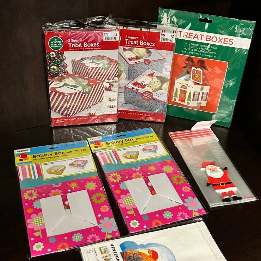 Baking Gift Box CUPCAKES & Treat Bag Set – Christmas & Floral Designs (7 PACKS)